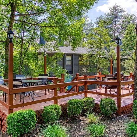 פיג'ן פורג' Pinecrest Townhomes-1King-2Queen Unit-Renovated מראה חיצוני תמונה