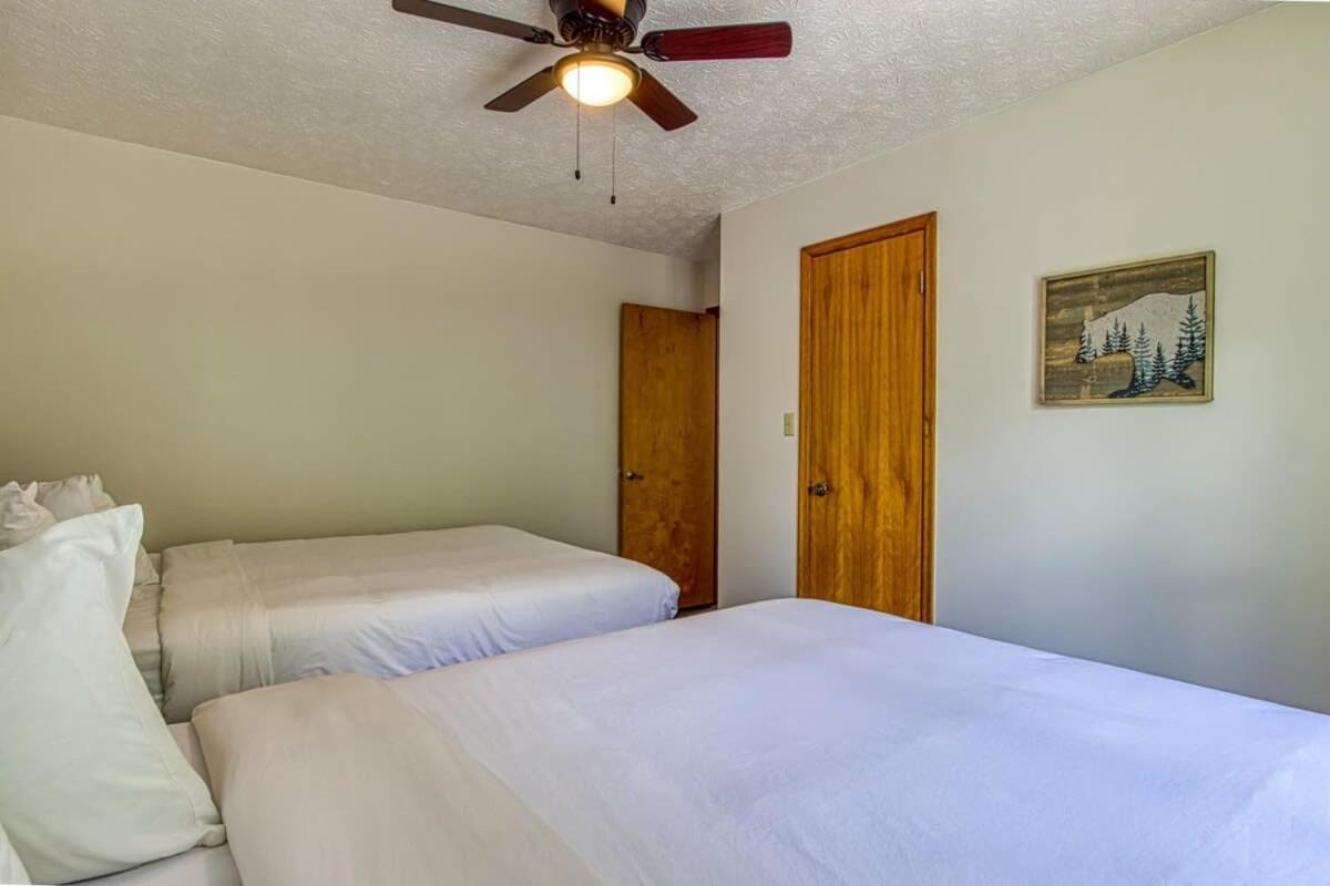 פיג'ן פורג' Pinecrest Townhomes-1King-2Queen Unit-Renovated מראה חיצוני תמונה