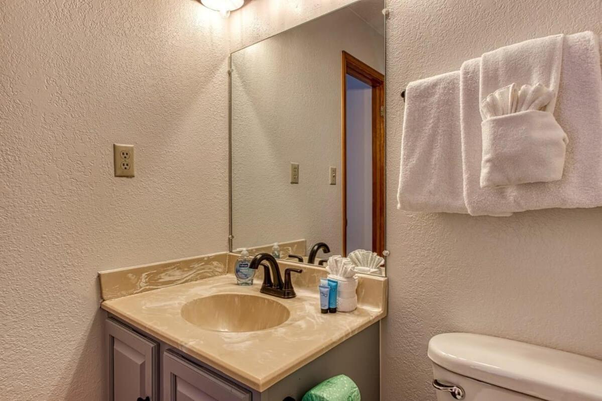 פיג'ן פורג' Pinecrest Townhomes-1King-2Queen Unit-Renovated מראה חיצוני תמונה