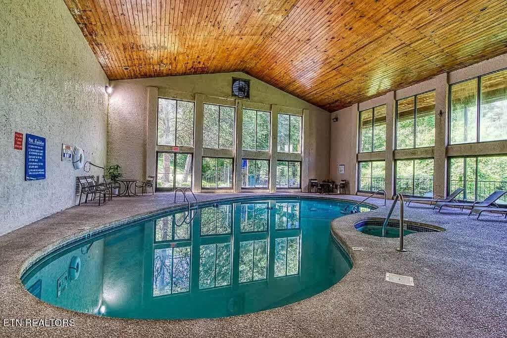 פיג'ן פורג' Pinecrest Townhomes-1King-2Queen Unit-Renovated מראה חיצוני תמונה